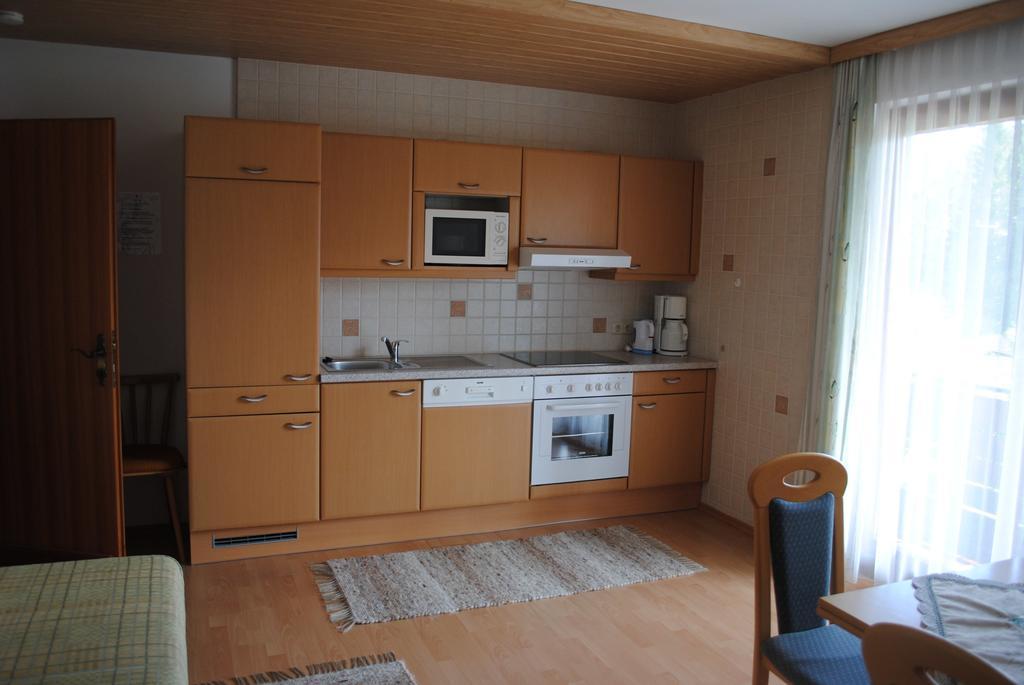 Gaestehaus Lindermuth Presseggersee Værelse billede